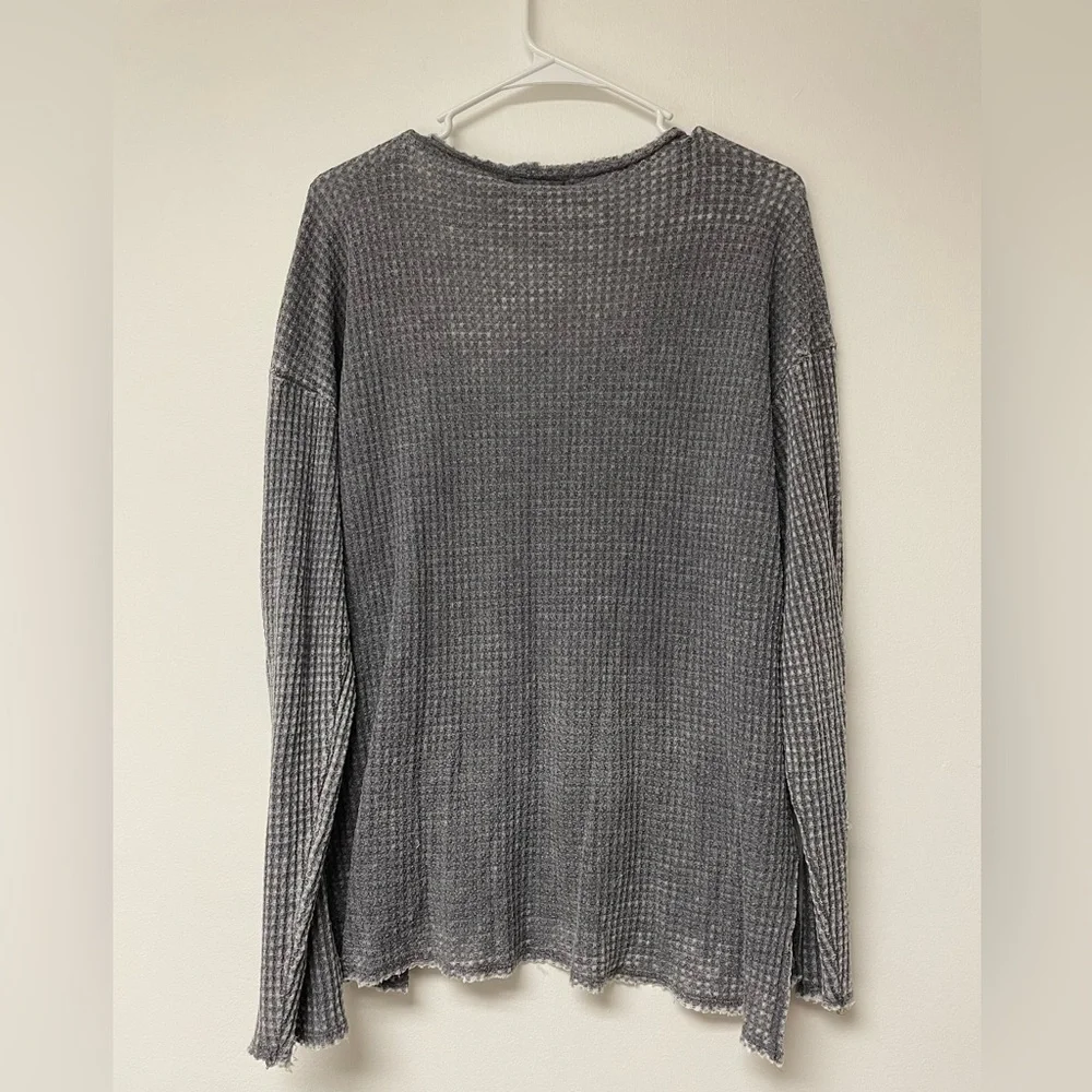 Sadie & Sage Crewneck Sweater - Picture 2 of 3